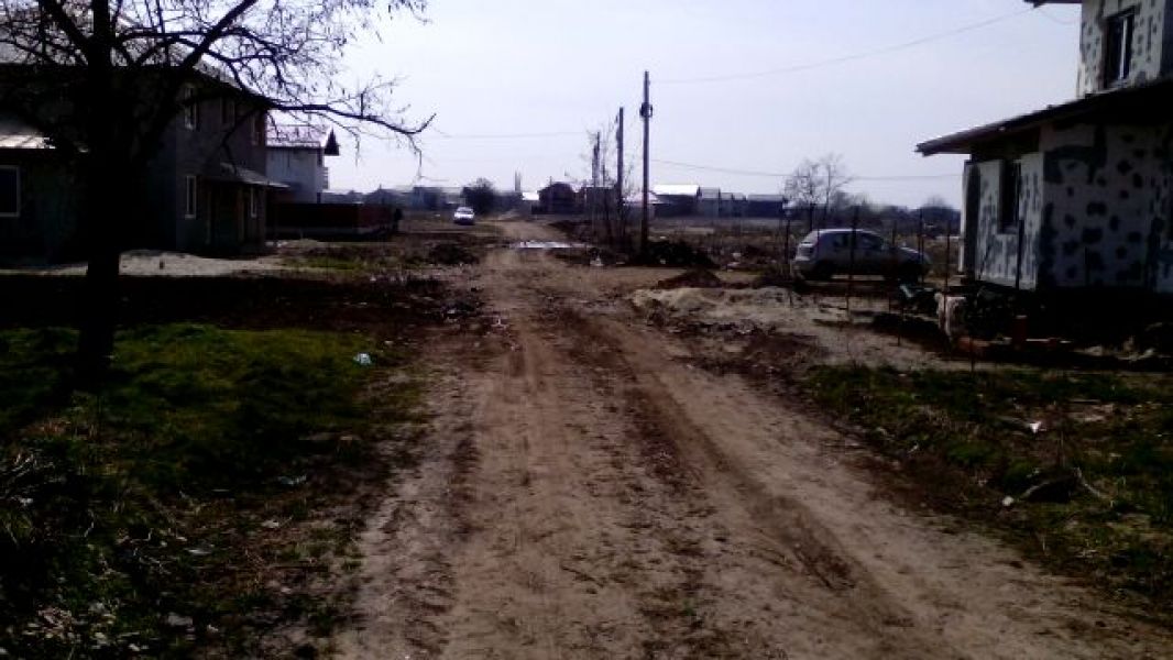 Vand loturi teren in centrul ComBerceni Proprietar