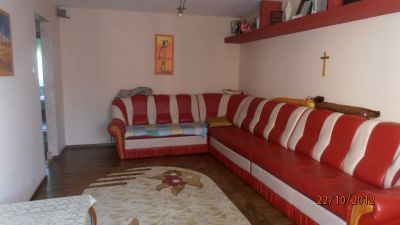 APARTAMENT CU 3 CAMERE DECOMANDAT, IN ZONA NORD, ETAJUL 3