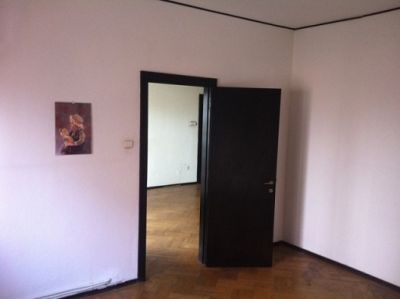 VAND 3 CAMERE ROSETTI
