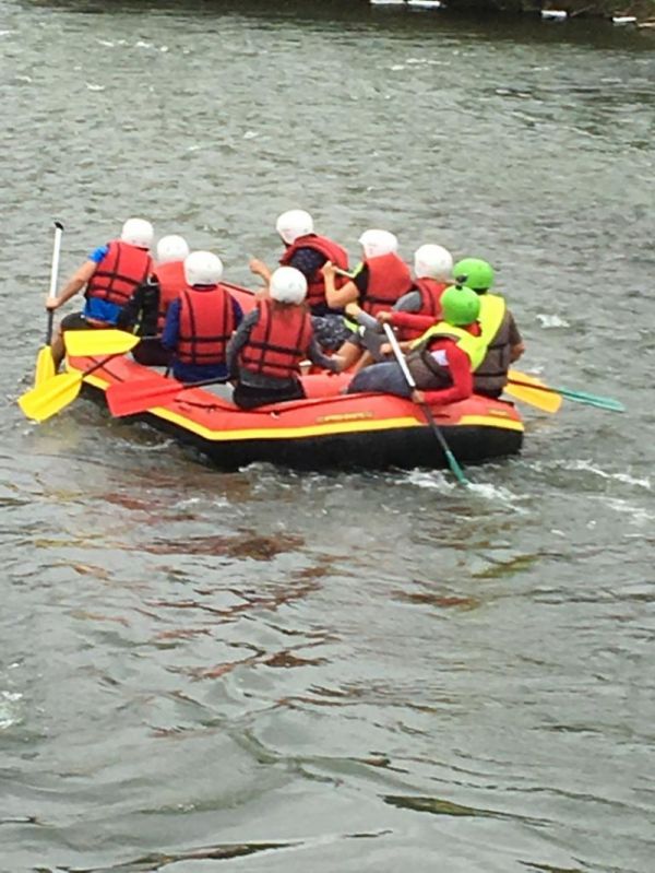 Rafting pe Olt, paintball, activitati team building, pensiune Brasov