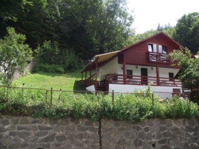 CASA RUSTICA STATIUNEA VOINEASA VALCEA