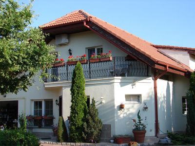 Vand proprietate superba Izvorani - COR