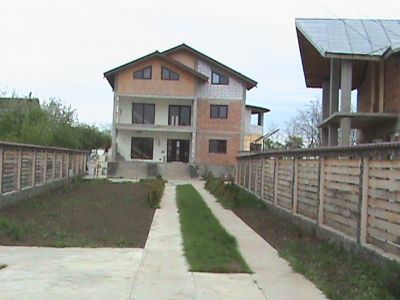 cu 70000 avans si restul in rate