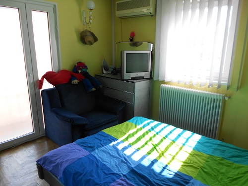 Vand apartament trei camera in vila,Gara de Nord,Sector 1-particular