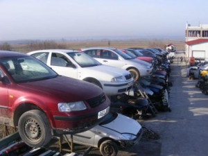 Dezmembrez vw, audi, seat, skoda, ford, mercedes