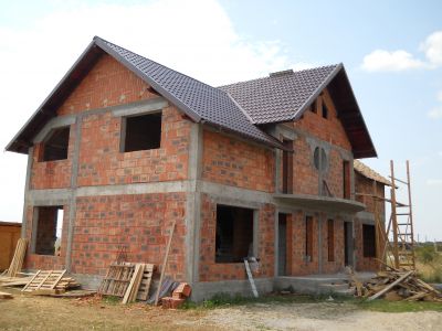 Loturi Comuna Berceni 640/mp