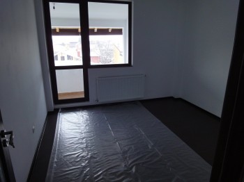 Vind ap.3 camere Bucuresti Noi,bloc Nou 53000 E