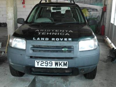 Dezmembrez land rover freelander diesel si benzina