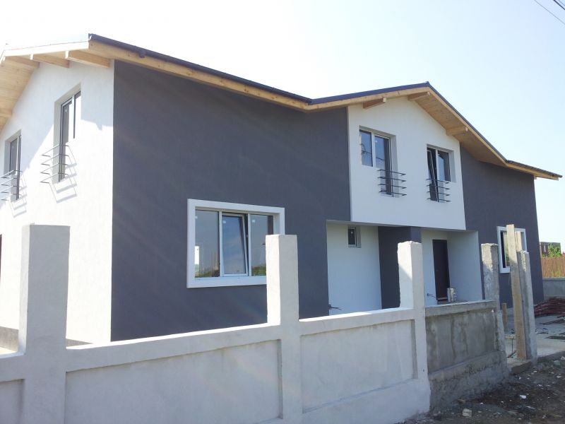 Proprietar vila 4  camere