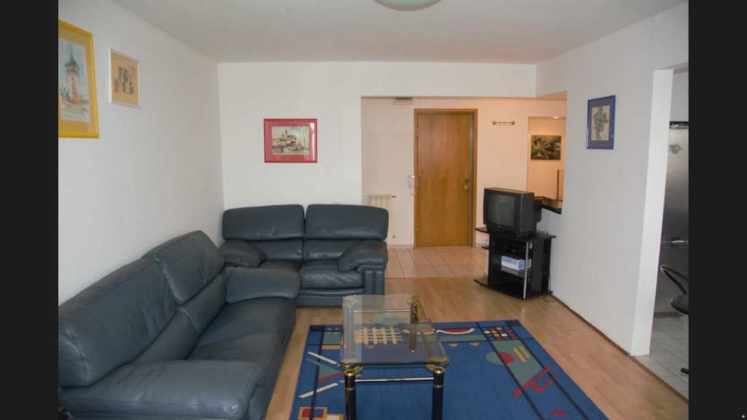 Unirii, inchiriez apartament 2 camere, 75 mp, lux, renovat recent
