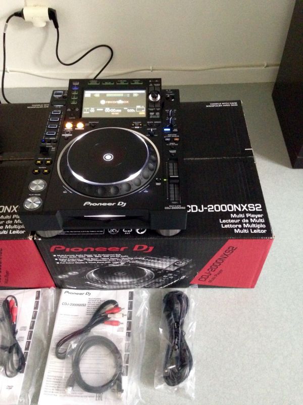 Pioneer CDJ-3000, Pioneer DJ DJM-A9, Pioneer DJM-V10 , Pioneer CDJ-2000NXS2, Pioneer DJM-900NXS2