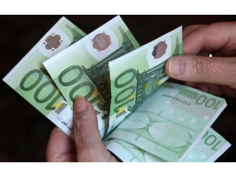 �mprumut i de investi?ii