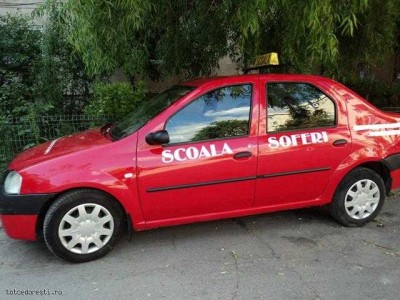 Scoala de soferi pe Dacia Logan