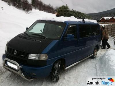Inchiriez microbuz cu sofer