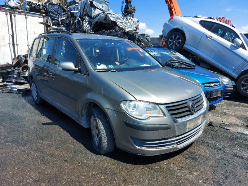 Volkswagen Touran facelift 2.0 BSX, 2008