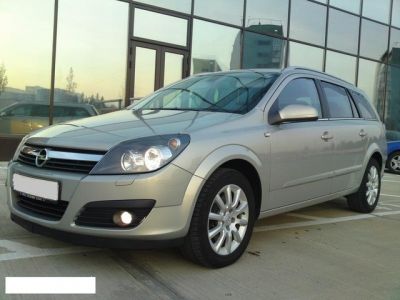 Inchiriez Opel Astra   wwwTransportCluj.ro 