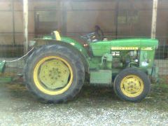 Vand tractor John Deer,46CP.stare impecabila