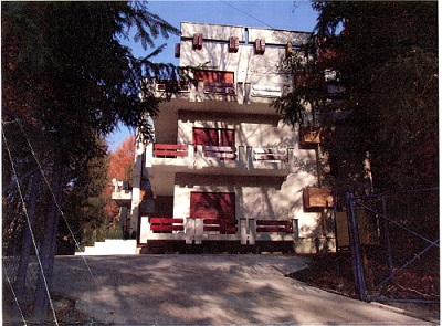 Proprietar,vand vila 4 stele