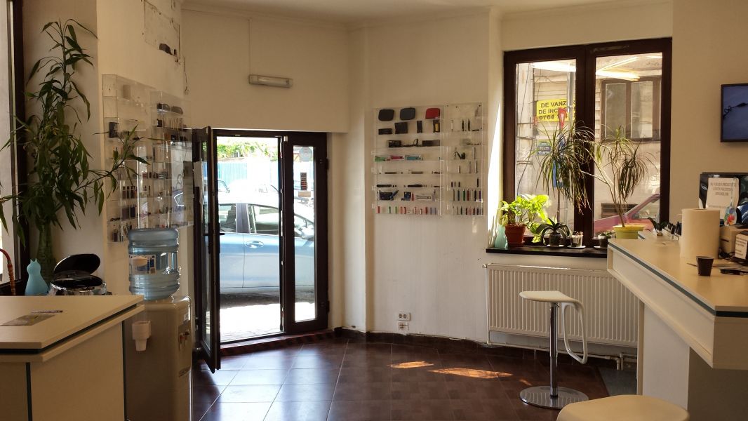 Inchiriez spatiu comercial 240mp zona Pta. Romana