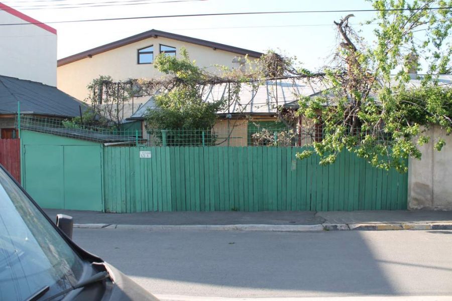 Particular casa cu utilitati, Giurgiului strada Toporasi in zona Piata Progresul