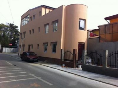 Colentina, imobil nou, birouri, clinica