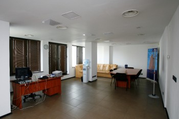 Vinzare Imobil Multifunctional