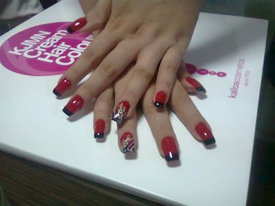 Constructie unghii gel, www.salonelena.ro 