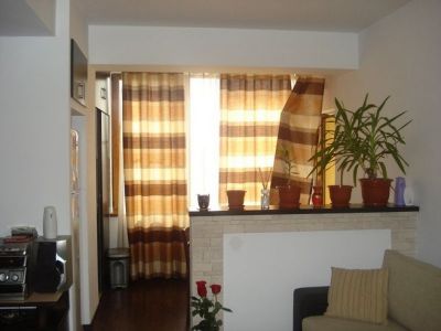 De vanzare apartament 3 camere - Grozavesti