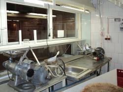 DE INCHIRIAT, stand cu doua fatade, Obor