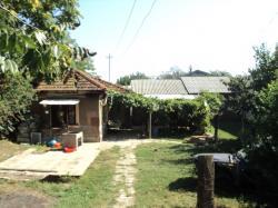 DE VANZARE casa 2 camere, sos. Bucuresti-Targoviste