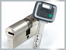 DEBLOCARI REPARATII USI METALICE NON STOP yale broaste seif