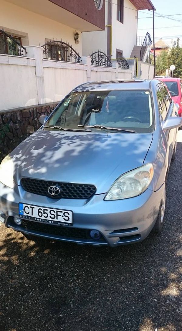 Vand Toyota Matrix, an 2002