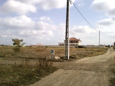 Vand teren in comuna Berceni 380 mp