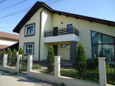 VAND VILA 1 DECEMBRIE CENTRU