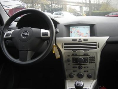 OPEL VECTRA C CD DVD NAVIGATIE HARTI ROMANIA EUROPA