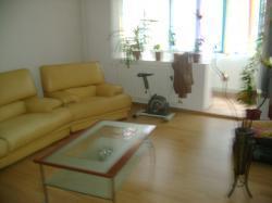 DE VANZARE APARTAMENT 4 CAMERE ZONA PRELUNGIREA D-NA GHICA