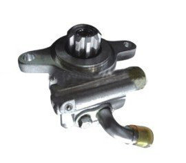 VAND POMPA SERVODIRECTIE TOYOTA LAND CRUISER