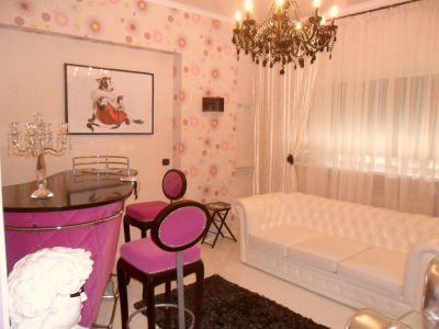 De vanzare garsoniera - Zona Blvd Magheru - Piata Romana