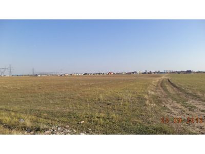 DE VANZARE, Teren intravilan Domnesti, in spatele statiei electrice, suprafata 49.000mp