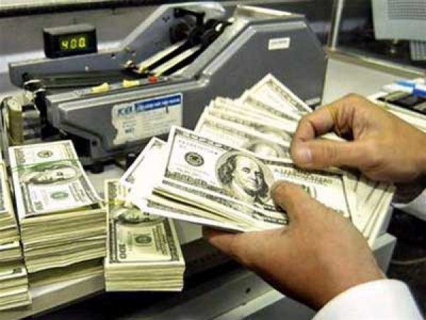  oferă �mprumuturi �ntre deosebit de grave