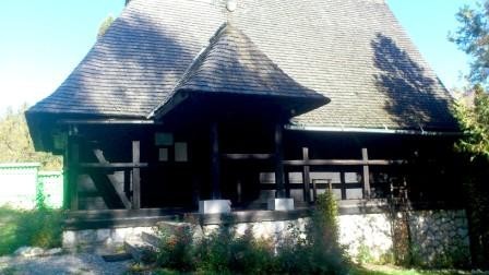 Organizam excursii cu masina in Romania