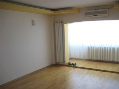 Aviatiei - apartament in bloc - 4 camere