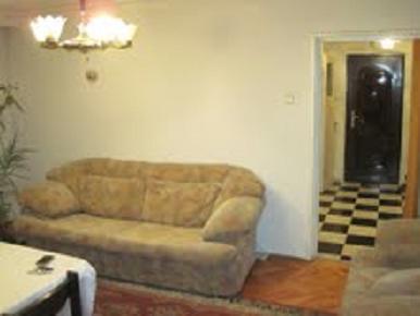 VAND APARTAMENT cu 3 CAMERE TITAN AUCHAN