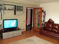DE VANZARE APARTAMENT 3 CAMERE DECOMANDAT, ZONA MILITARI (COCOSU ROSU)