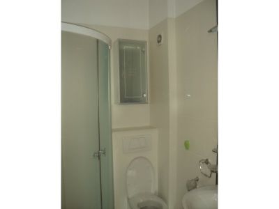 De inchiriat apartament 3 camere - Pajura