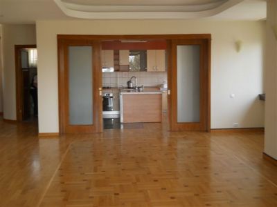 Proprietate speciala - Primaverii