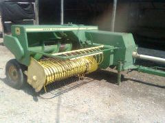 Vand tractor si balotiera  John Deer ,SUPER OFERTA