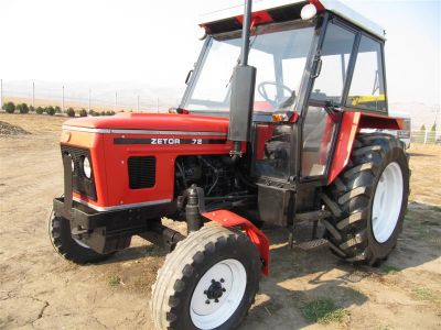 Tractor agricol Zetor 72 Chetani