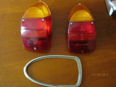 Vand doua stopuri  si doua semnalizatoare  VW 1302 ( broscuta )