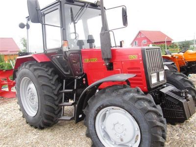 Tractor agricol Belarus 820 Chetani